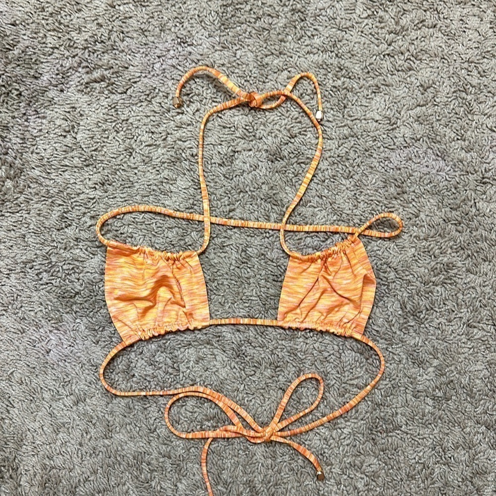 Lovers and Friends Treasure Top in Orange Space Dye - Picture 7 of 10
